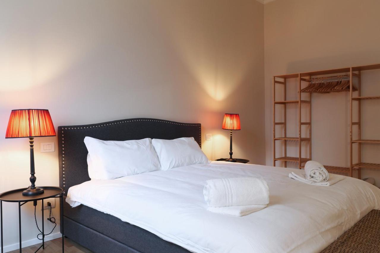 Luxury San Babila Apartment Milan Luaran gambar