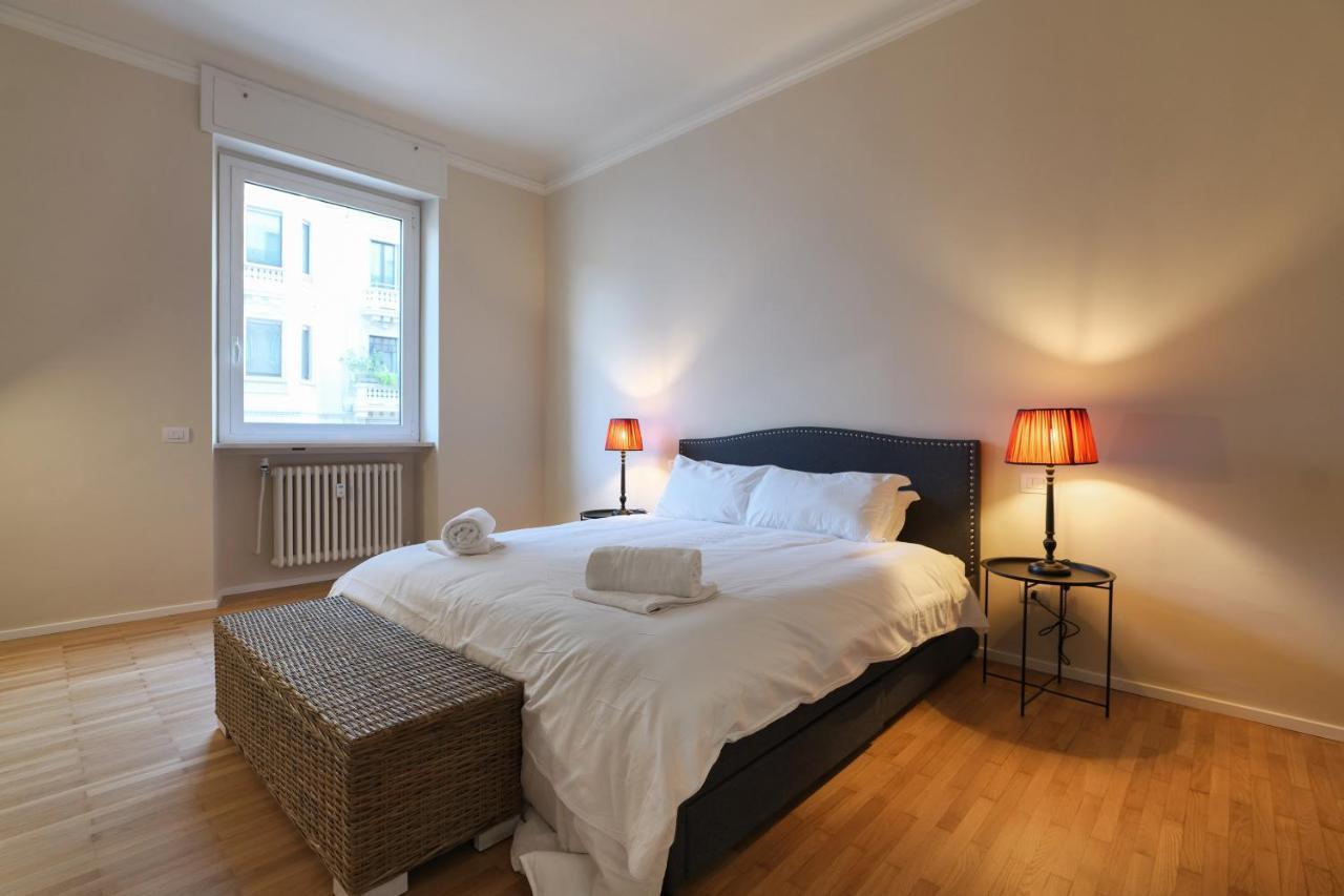 Luxury San Babila Apartment Milan Luaran gambar