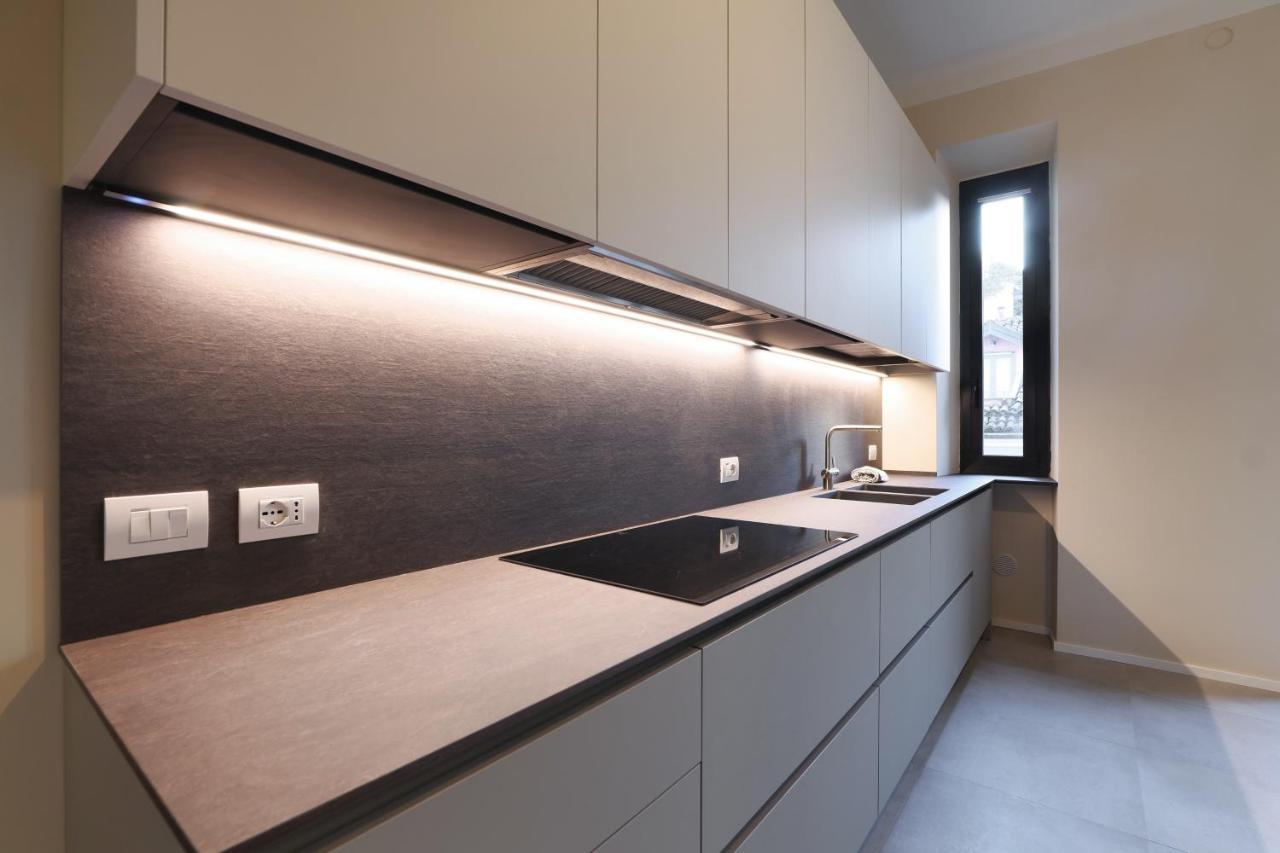 Luxury San Babila Apartment Milan Luaran gambar